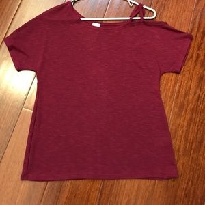 Loose fitting Burgundt top